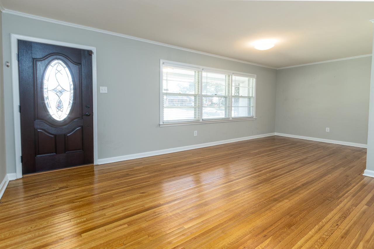 4791 Dee Road Memphis, TN 38117 - Photo 4 of 24