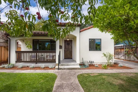 $2,500,000 | 926 Iris Street, Redwood City, CA 94061