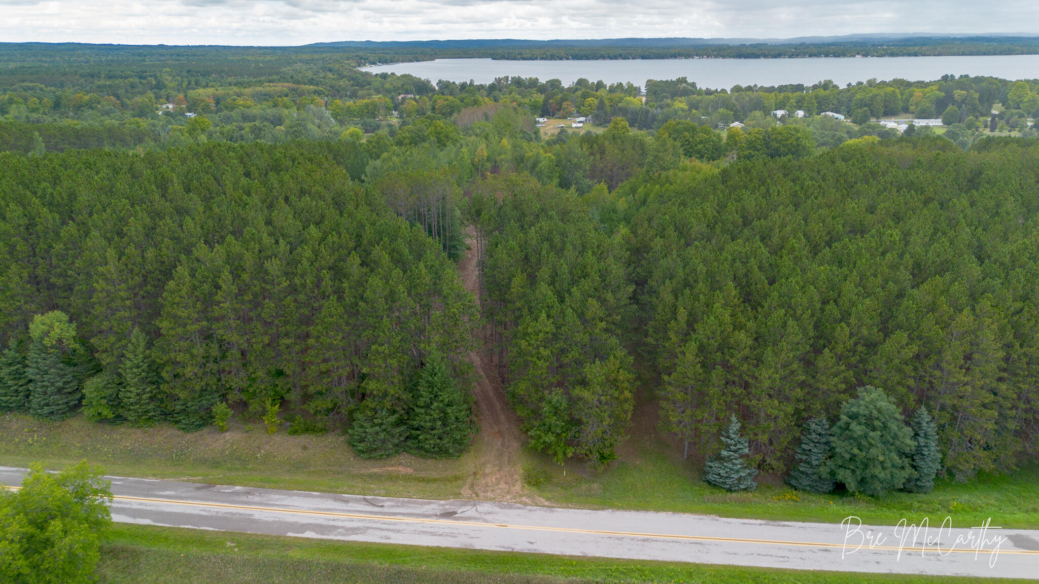 6642 Spruce Ridge Road, Unit 6 Bear Lake, MI 49614 - Photo 8 of 30 Driveway