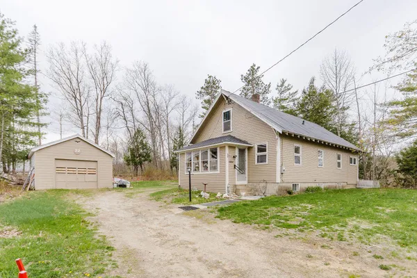 $194,000 | 22 Lyons Lane, Dixfield, ME 04224