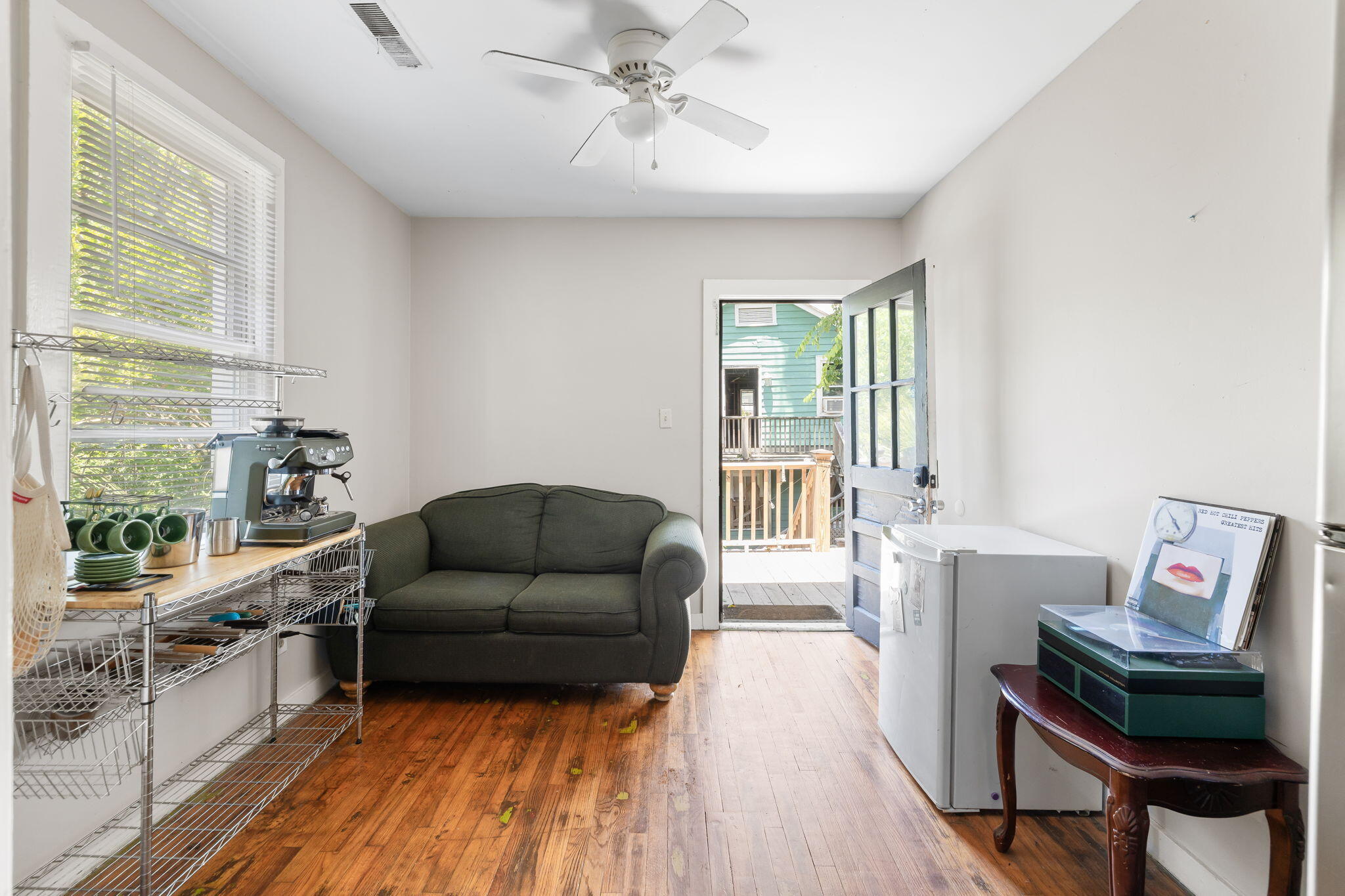 210 Line Street Charleston, SC 29403 - Photo 8 of 28 210 Line St6