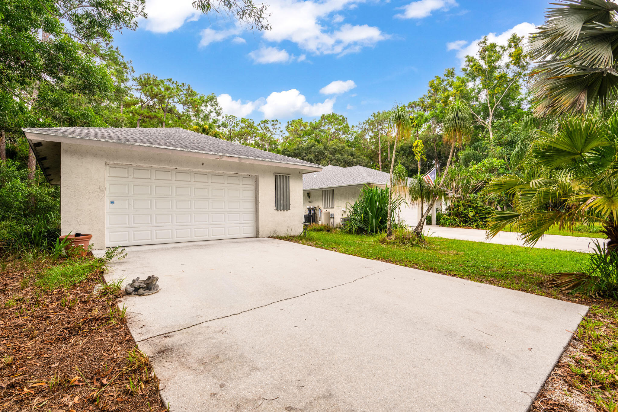 15884 N Road Loxahatchee Groves, FL 33470 - Photo 31 of 46 Detached Garage