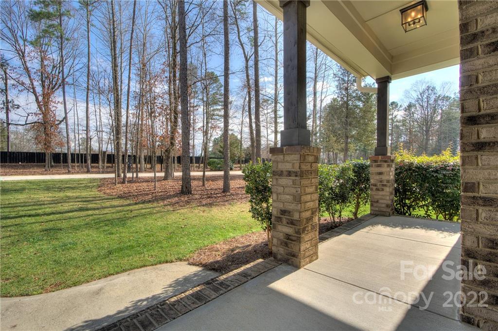 3828 McKee Road Charlotte, NC 28270 - Photo 3 of 43 Gallery Image 3