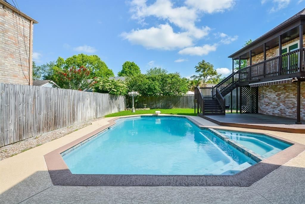 11502 Wickersham Lane Houston, TX 77077 - Photo 4 of 22 a view of swimming pool
