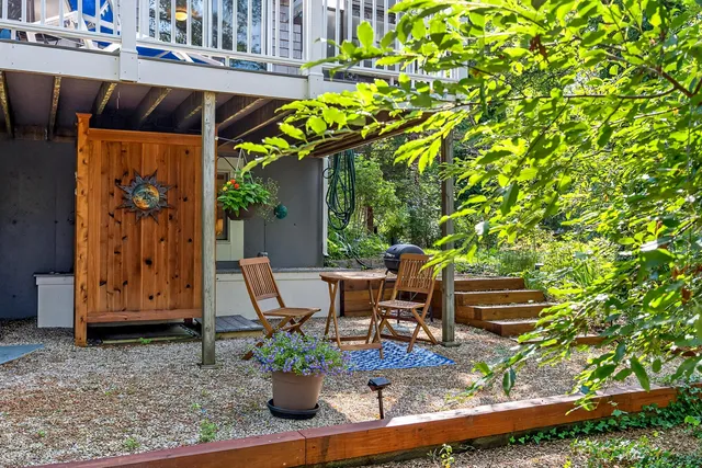 a view of outdoor space yard and patio