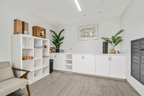 $689,000 | 68 Los Angeles Street, Unit 205, Newton, MA 02458