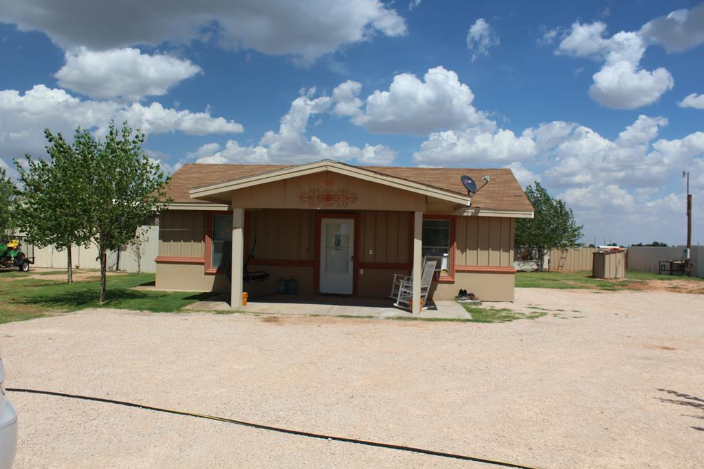 1435 Southeast County Road Andrews, TX 79714 - Photo 1 of 1 Main View