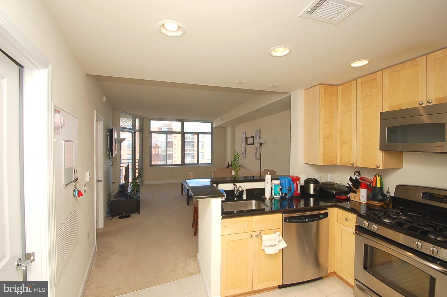 3650 South Glebe Road, Unit 567 Arlington, VA 22202 - Photo 2 of 12 Main Level