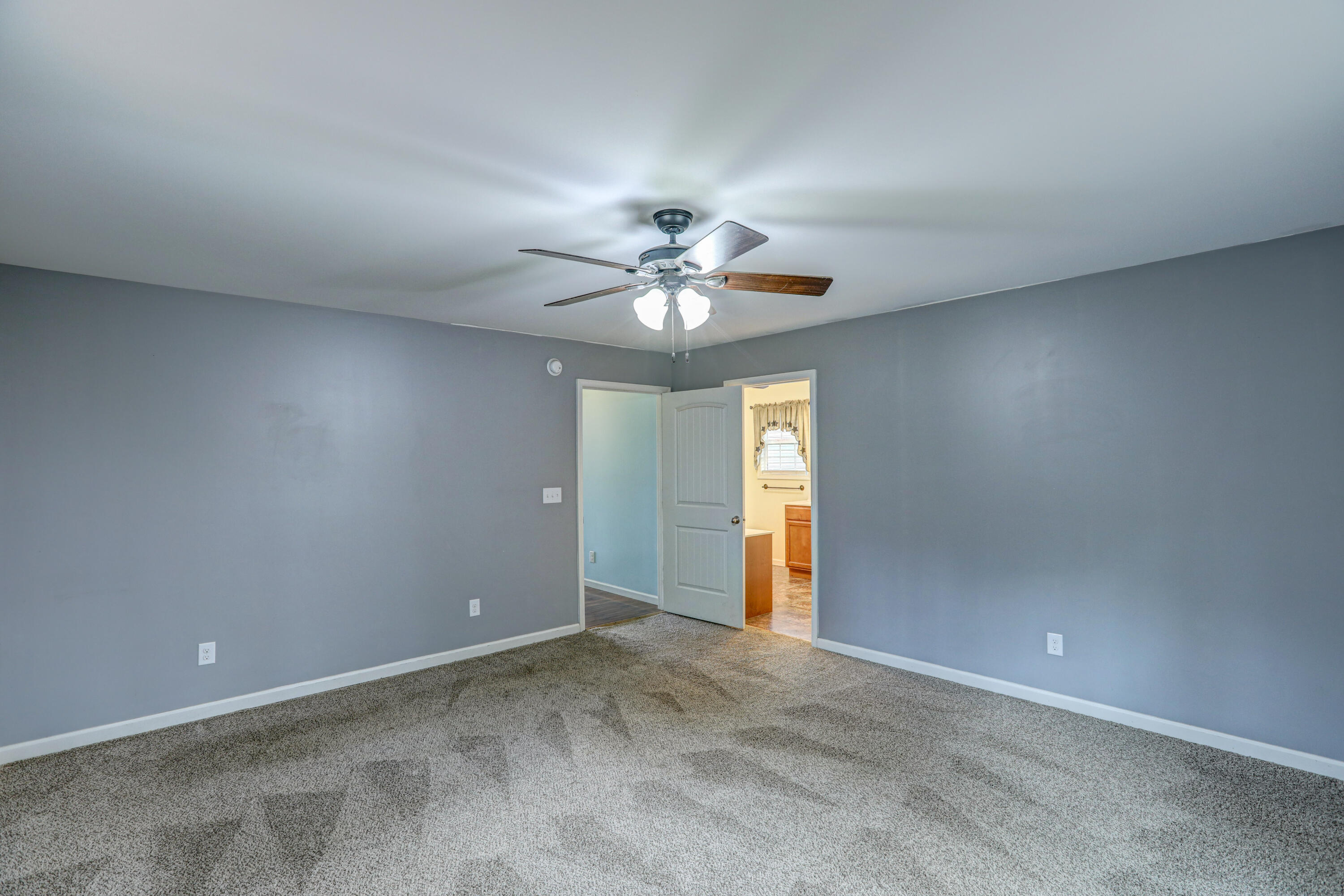 213 Poplar Ridge Road Piney Flats, TN 37686 - Photo 28 of 60 B42A9225_6_7_8_9