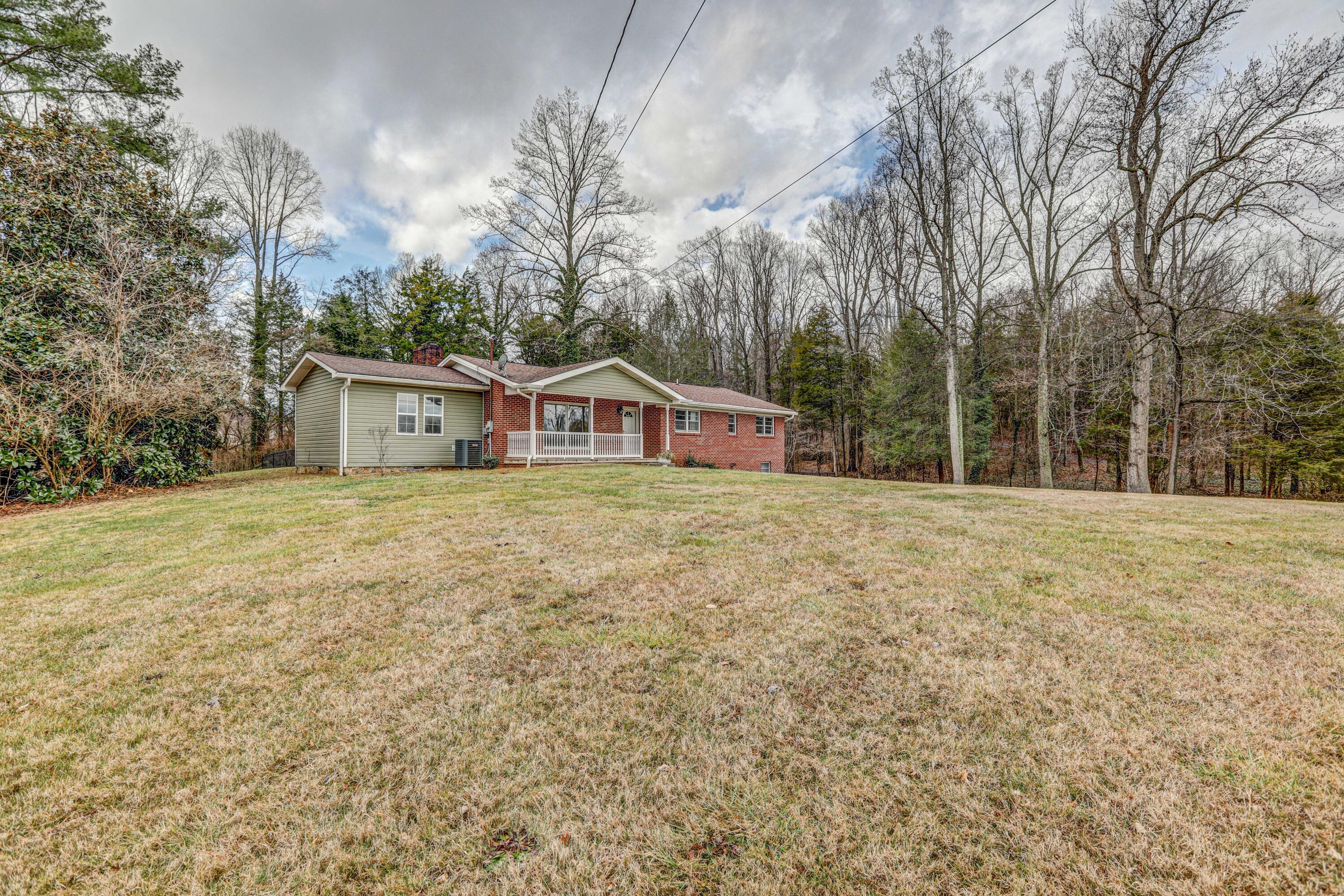 213 Poplar Ridge Road Piney Flats, TN 37686 - Photo 3 of 60 B42A9395_6_7_8_9