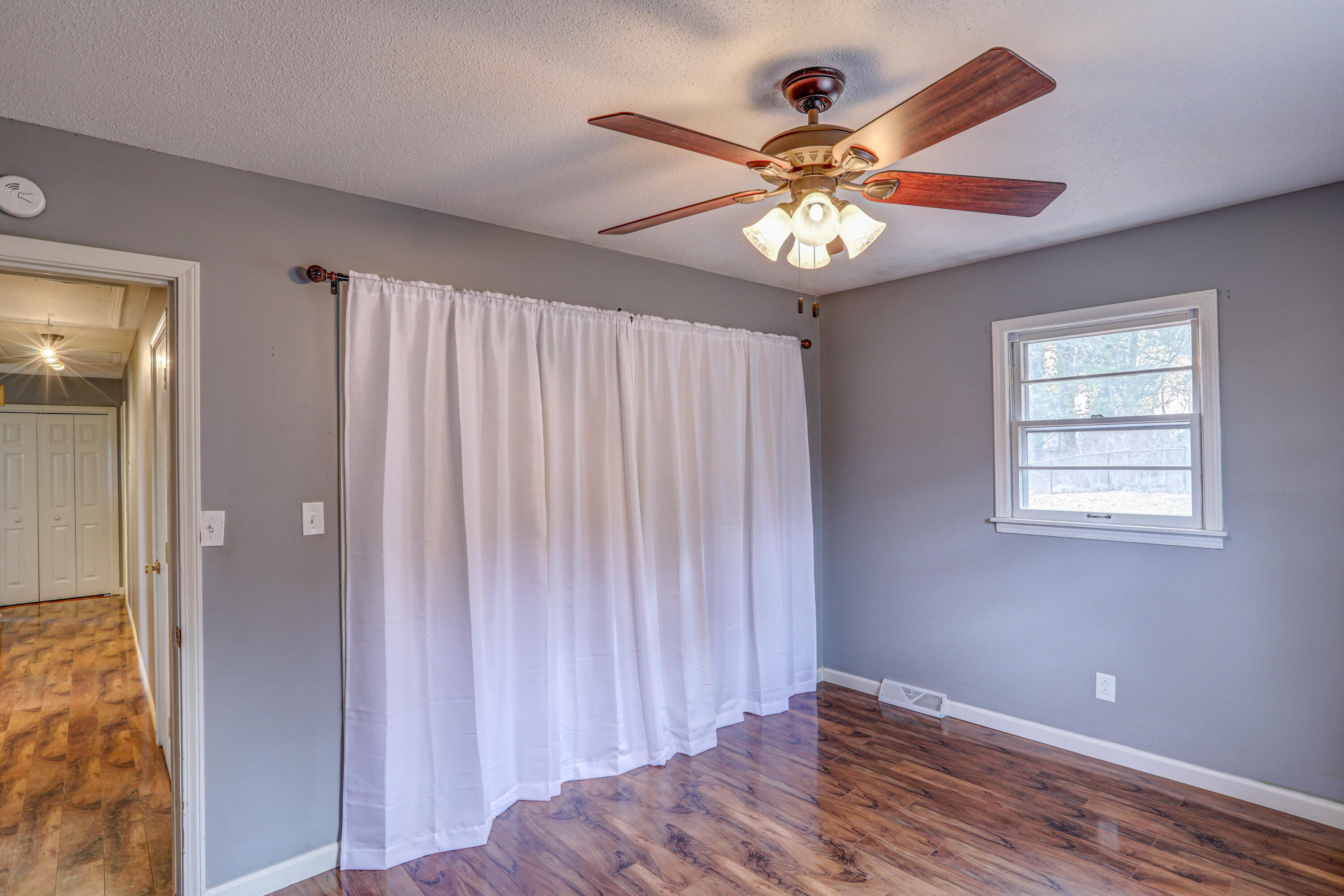 213 Poplar Ridge Road Piney Flats, TN 37686 - Photo 45 of 60 B42A9325_6_7_8_9