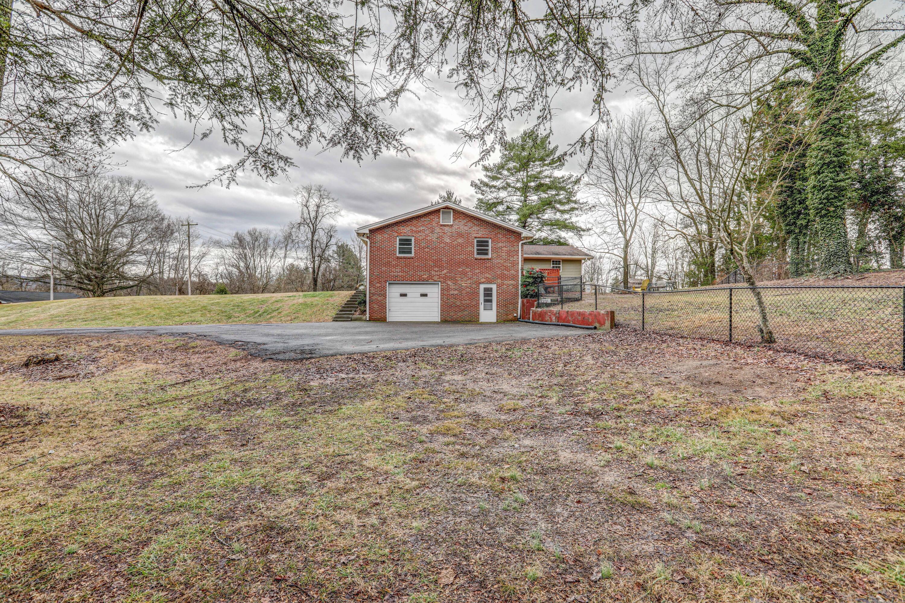 213 Poplar Ridge Road Piney Flats, TN 37686 - Photo 58 of 60 B42A9410_1_2_3_4