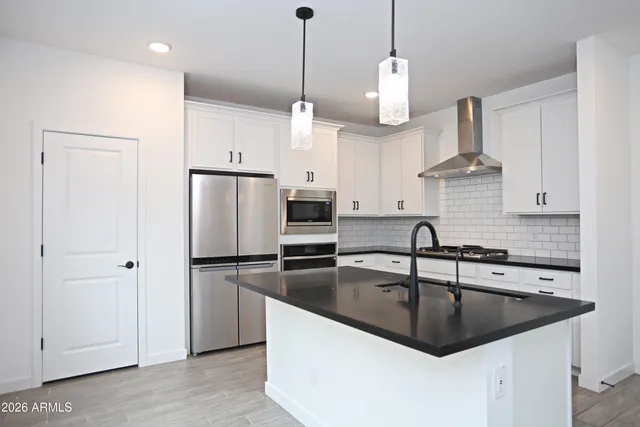 $2,600 | 9220 East Sector Drive, Mesa, AZ 85212