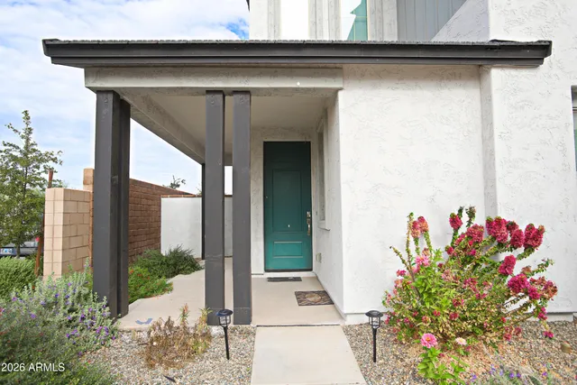 $2,600 | 9220 East Sector Drive, Mesa, AZ 85212