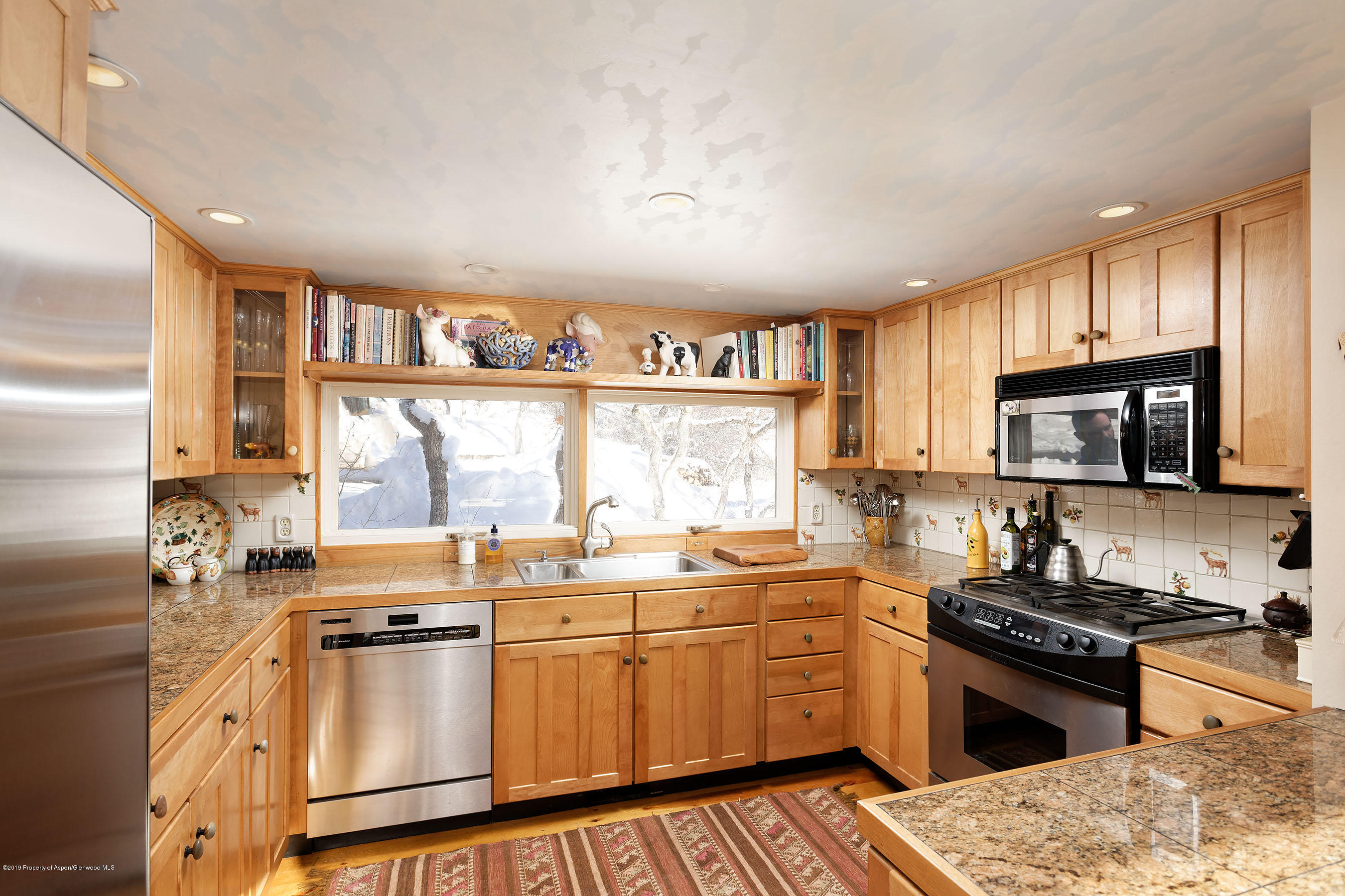 466 Sinclair Road Snowmass Village, CO 81615 - Photo 10 of 27 Kitchen