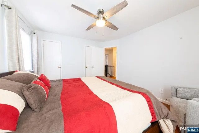 $469,000 | 825 Riverside Avenue, Unit 205, Lyndhurst, NJ 07071