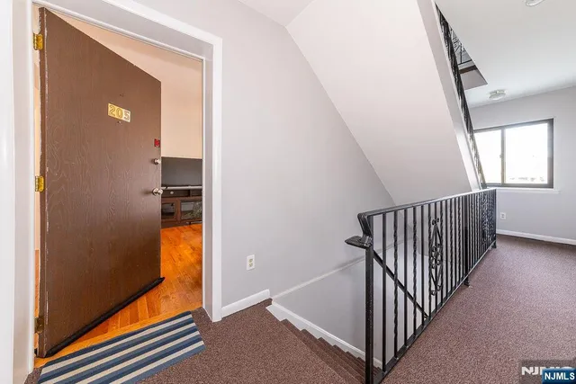 $469,000 | 825 Riverside Avenue, Unit 205, Lyndhurst, NJ 07071