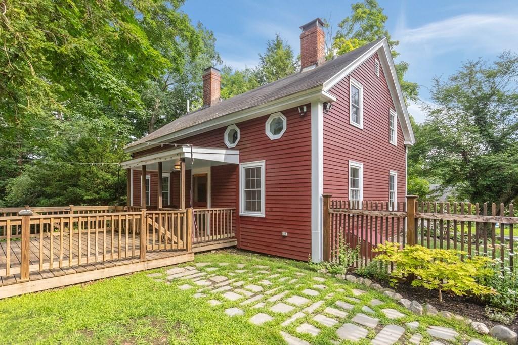 110 Ipswich Road Topsfield, MA 01983 - Photo 4 of 35 Gallery Image 4