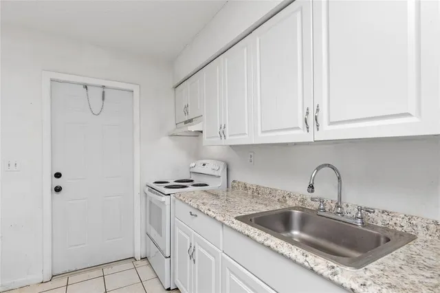 $565,000 | 800 Southwest 30th Street, Fort Lauderdale, FL 33315