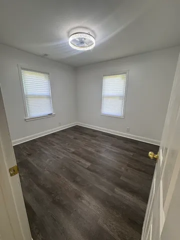 $2,700 | 7940 West 71st Street, Bridgeview, IL 60455