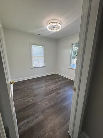 $2,700 | 7940 West 71st Street, Bridgeview, IL 60455