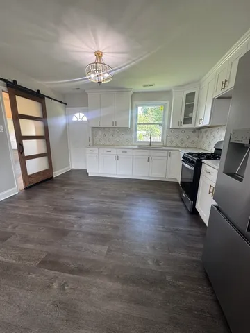 $2,700 | 7940 West 71st Street, Bridgeview, IL 60455