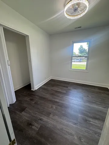 $2,700 | 7940 West 71st Street, Bridgeview, IL 60455