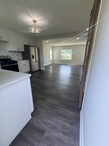 $2,700 | 7940 West 71st Street, Bridgeview, IL 60455