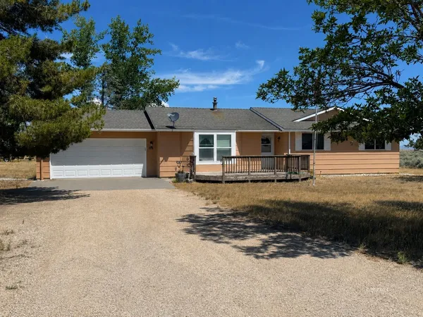 $400,000 | 175 Greencrest Drive, Spring Creek, NV 89815