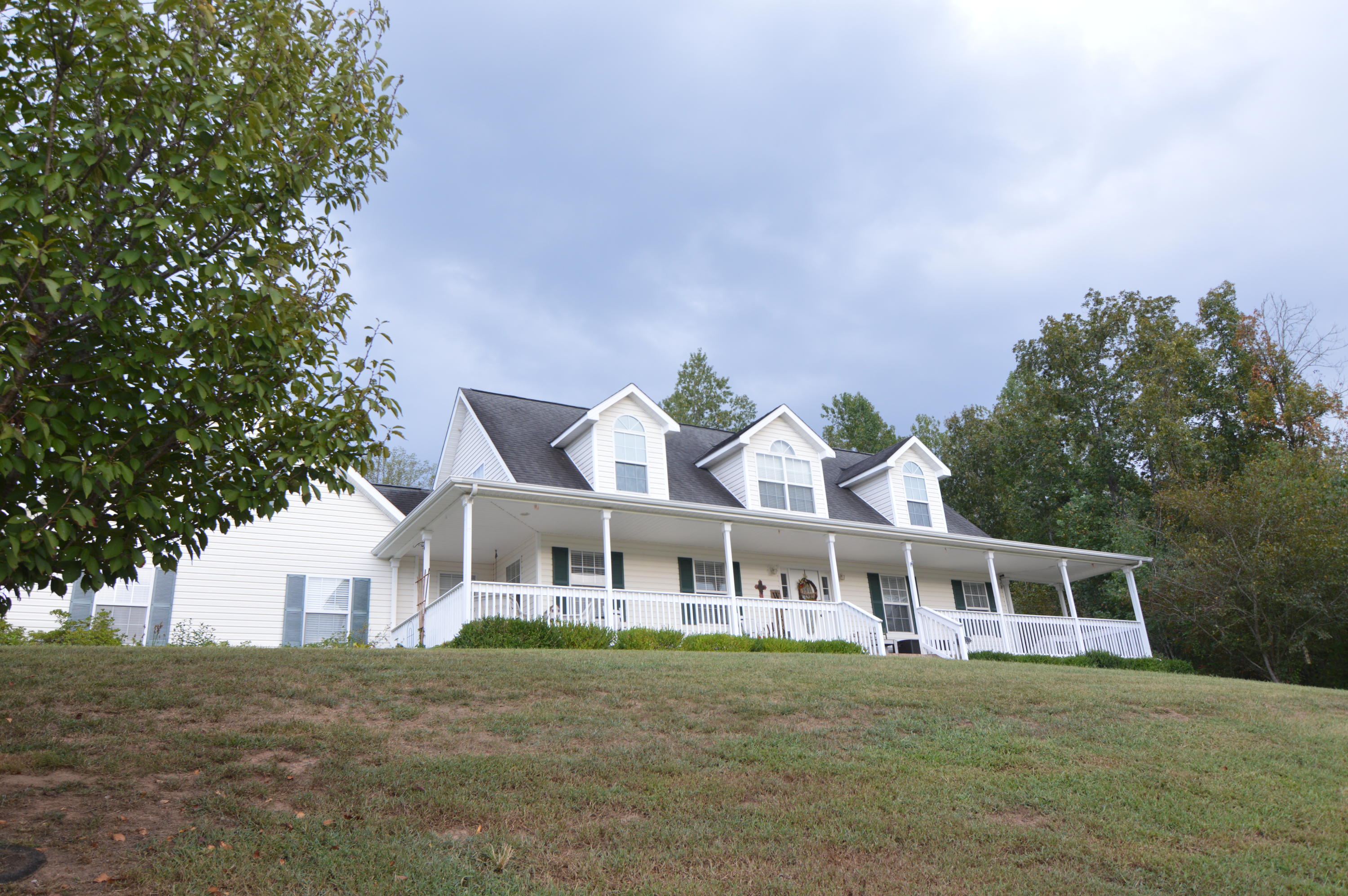239 Long Dr