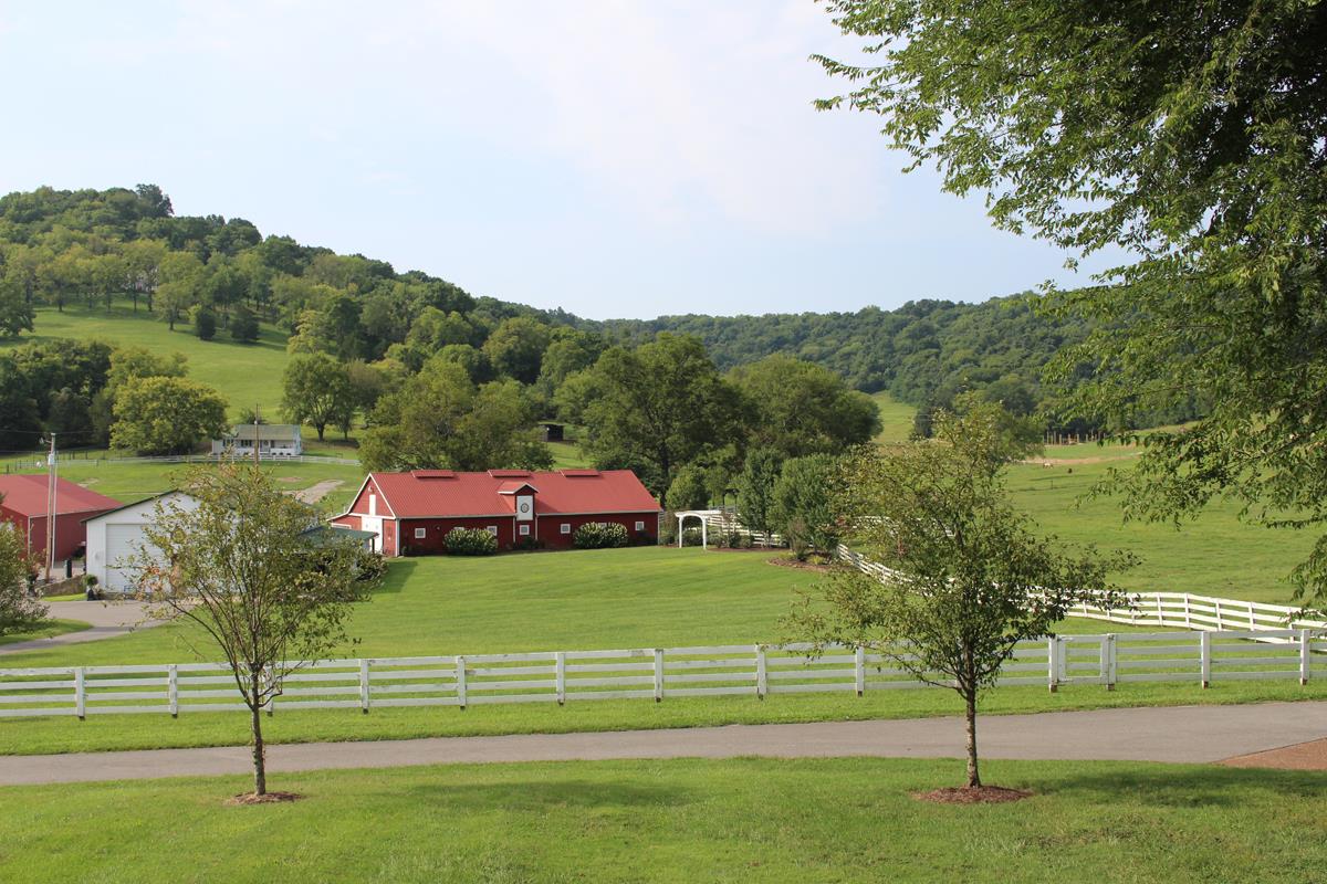 2131 Allisona Road Eagleville, TN 37046 - Photo 3 of 22 Gallery Image 3