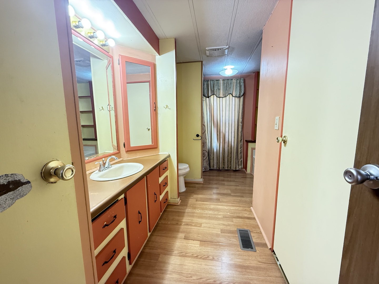 462 Huntsbridge Road Matteson, IL 60443 - Photo 12 of 31
