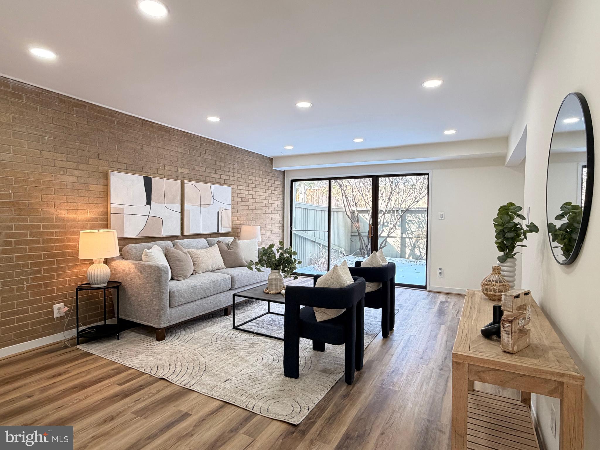 5236 Pooks Hill Road, Unit D23 Bethesda, MD 20814 - Photo 3 of 39