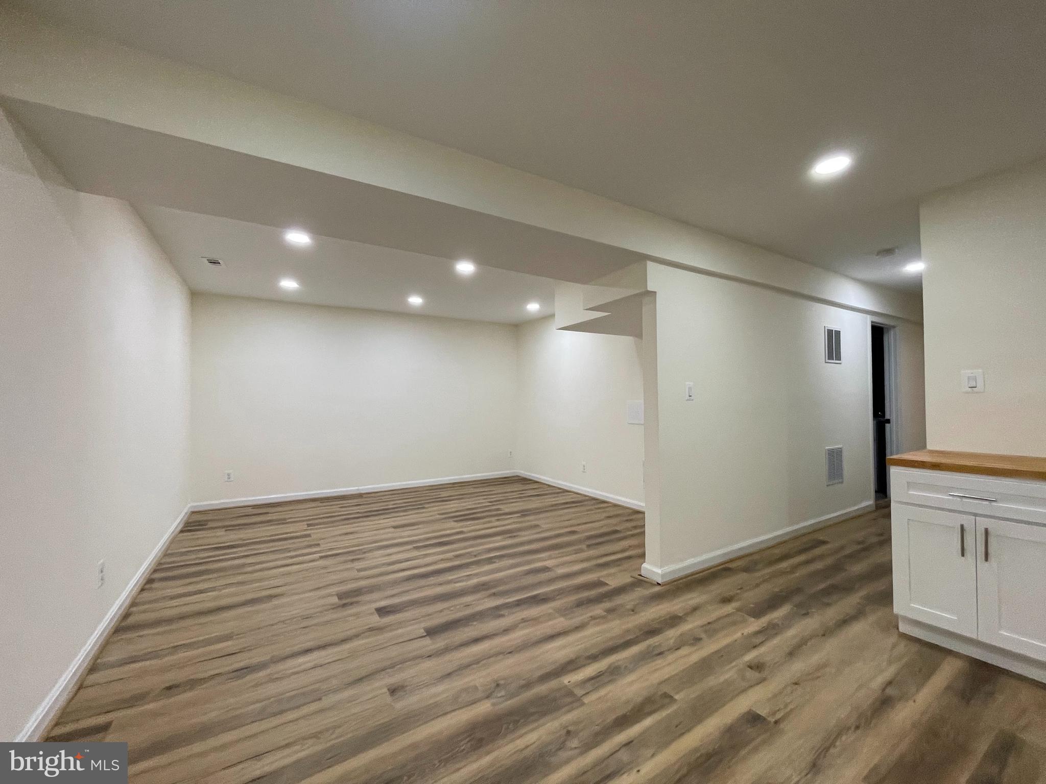 5236 Pooks Hill Road, Unit D23 Bethesda, MD 20814 - Photo 33 of 39