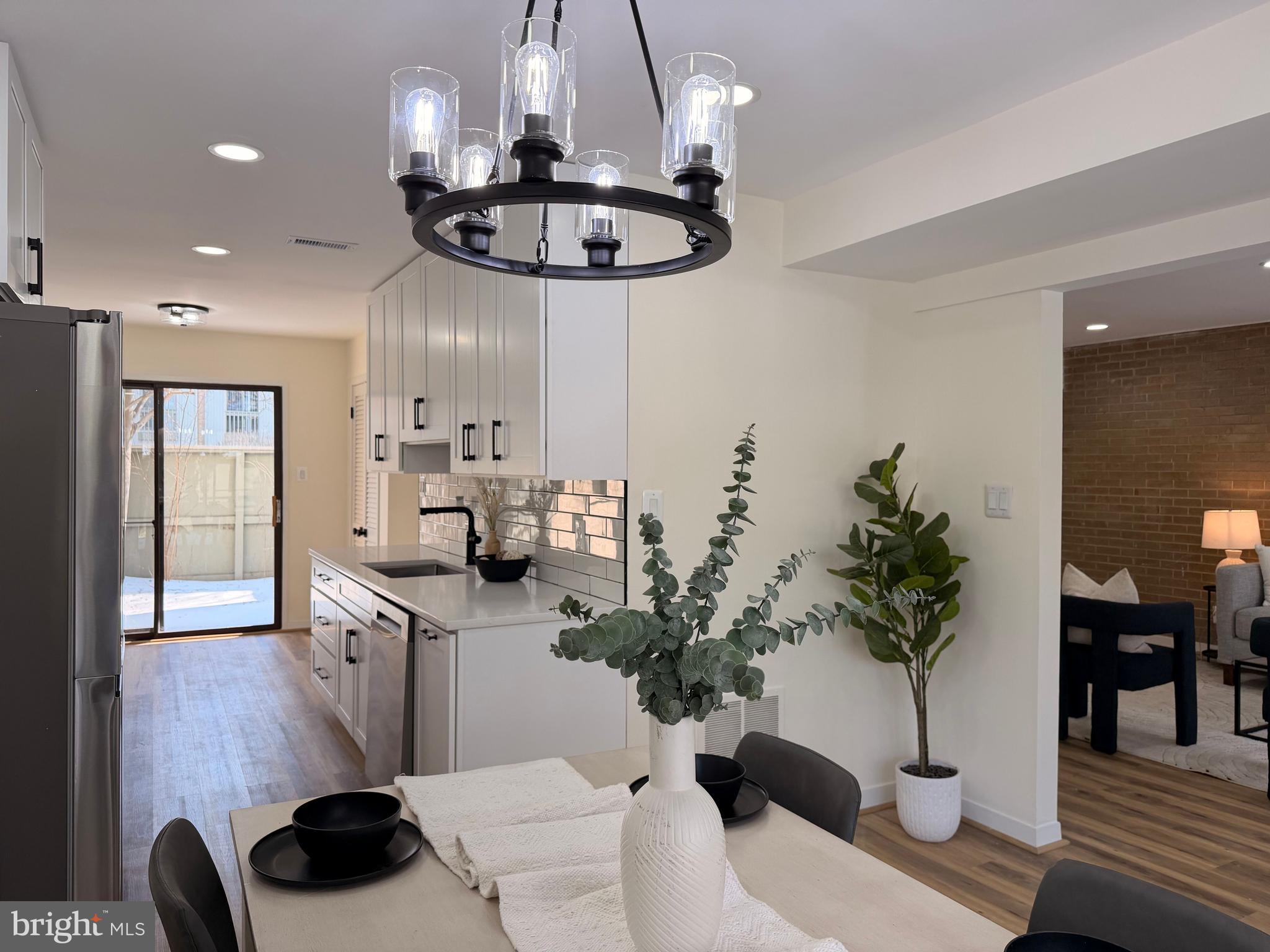 5236 Pooks Hill Road, Unit D23 Bethesda, MD 20814 - Photo 8 of 39