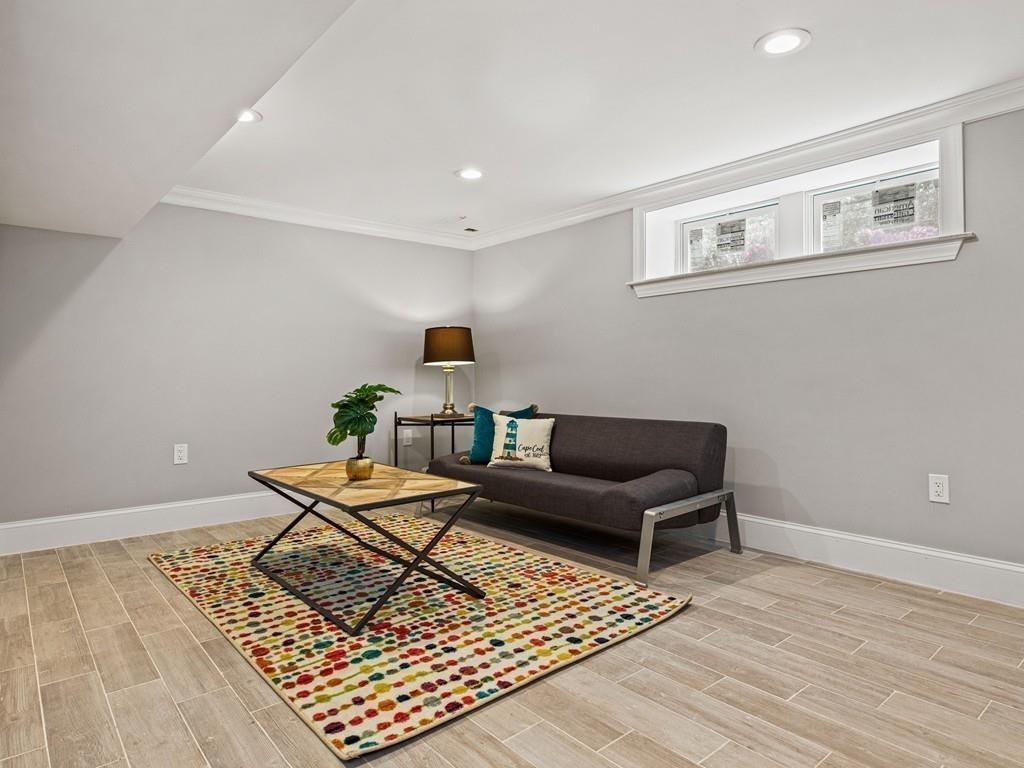 707 Boston Post Road Weston, MA 02493 - Photo 17 of 24