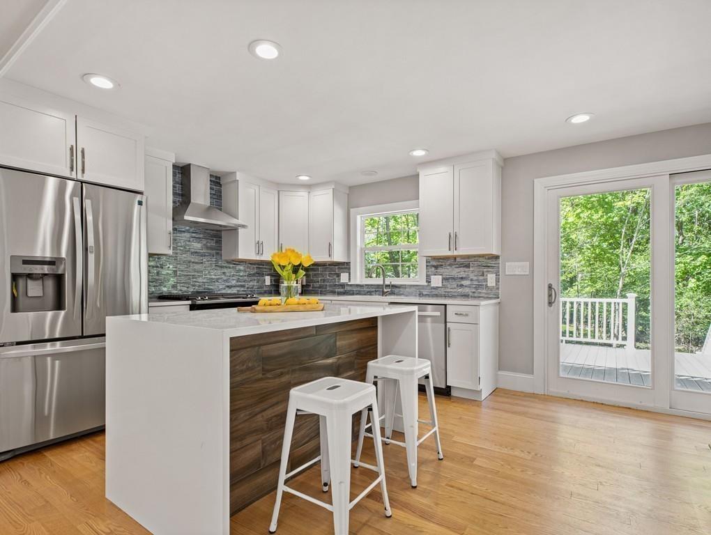 707 Boston Post Road Weston, MA 02493 - Photo 4 of 24