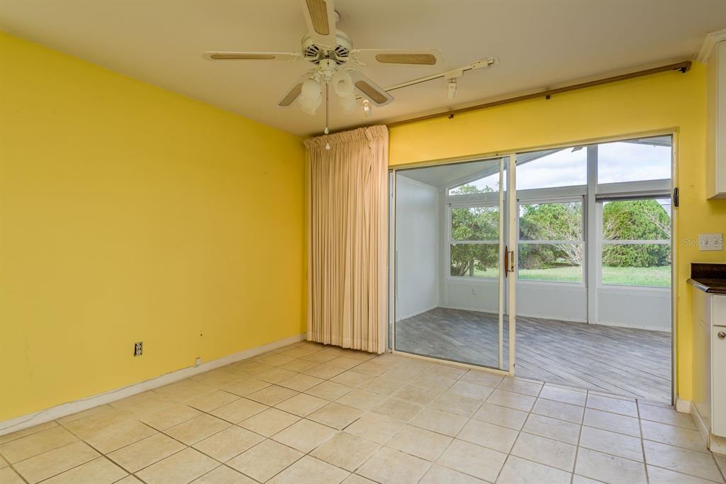 2949 Briar Cliff Drive Palm Harbor, FL 34684 - Photo 11 of 35