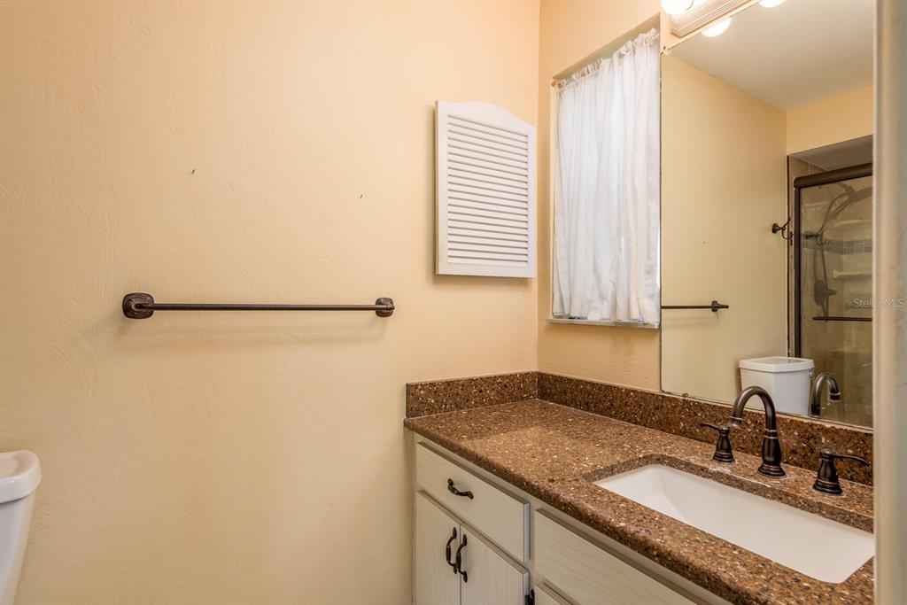 2949 Briar Cliff Drive Palm Harbor, FL 34684 - Photo 20 of 35