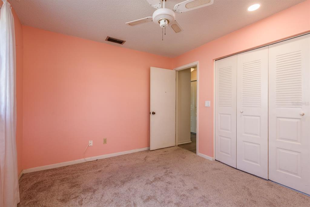 2949 Briar Cliff Drive Palm Harbor, FL 34684 - Photo 23 of 35