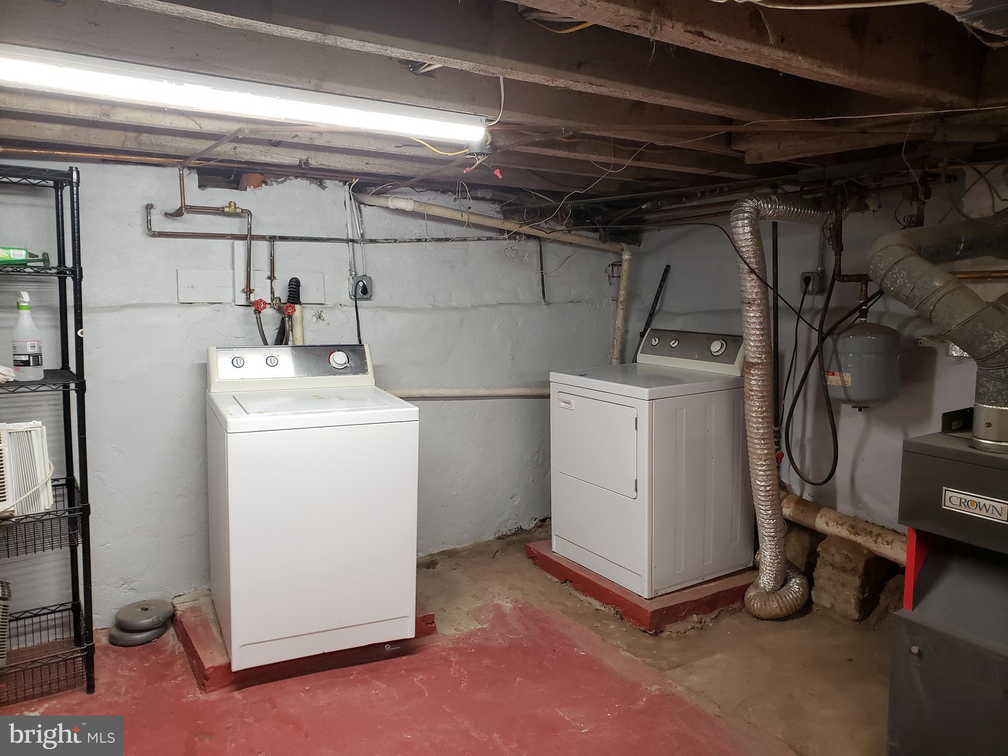 1623 Webster Street Philadelphia, PA 19146 - Photo 23 of 36 a utility room with dryer and washer