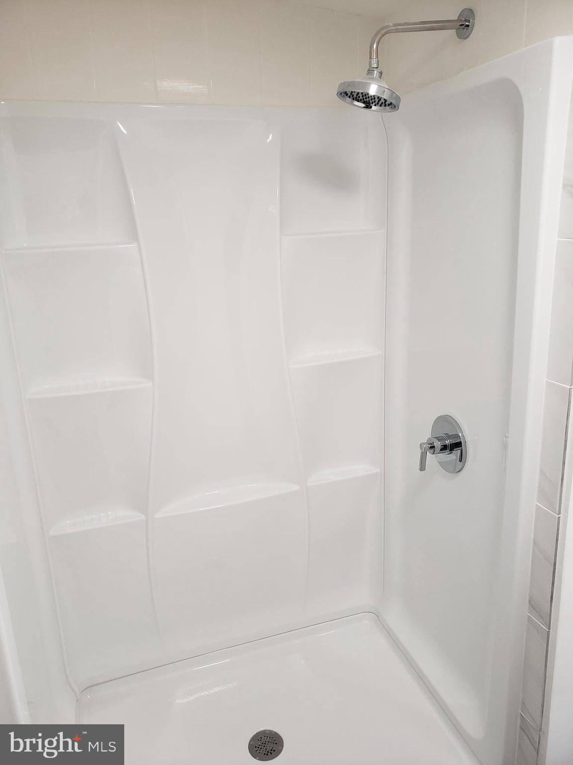 1623 Webster Street Philadelphia, PA 19146 - Photo 30 of 36 a close up of a bathtub