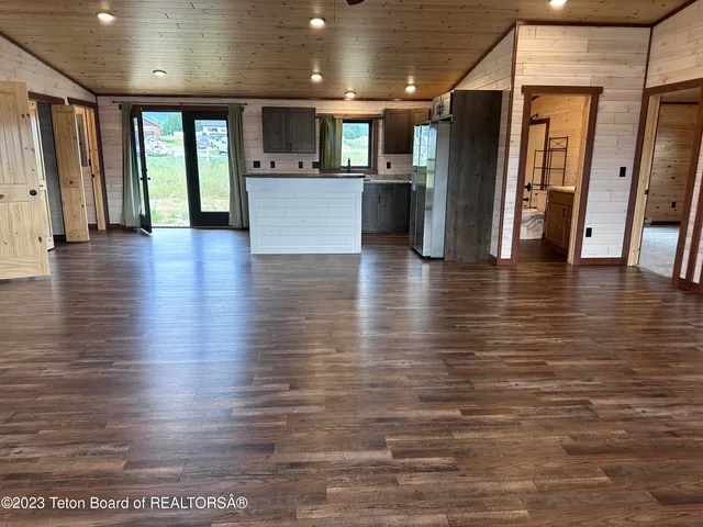 $499,000 | 187 Caribou Peak Loop, Etna, WY 83118