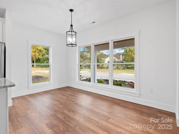 $695,000 | 15 Riemar Lane, Waynesville, NC 28786