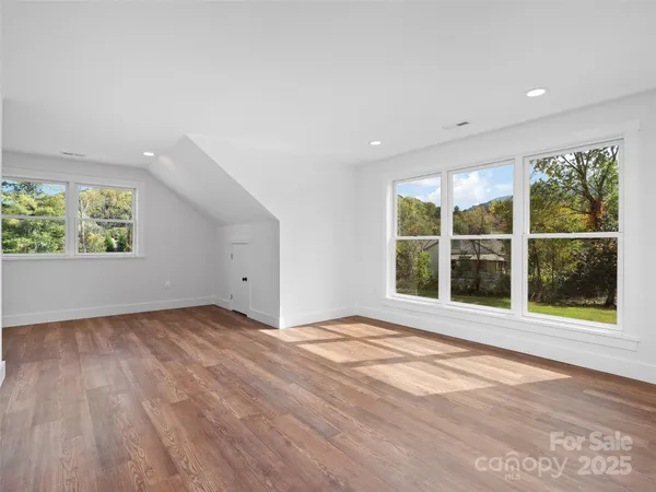 $695,000 | 15 Riemar Lane, Waynesville, NC 28786