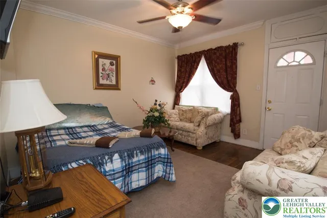 $1,900 | 706 East 5th Street, Bethlehem, PA 18015