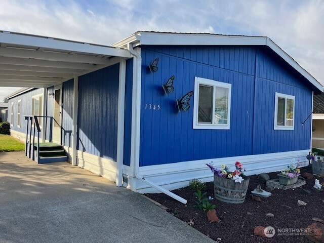 1345 Rancho Villa Walla Walla, WA 99362 - Photo 2 of 30