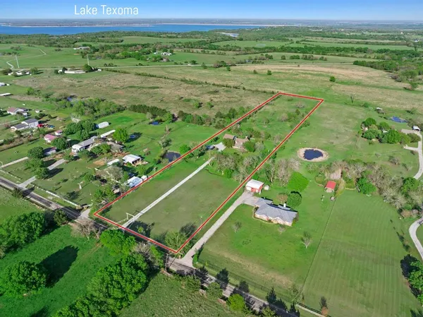 $625,000 | 7620 Preston Road, Denison, TX 75020