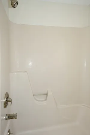 $3,000 | 49 Douglas Avenue, Unit 49, Maynard, MA 01754