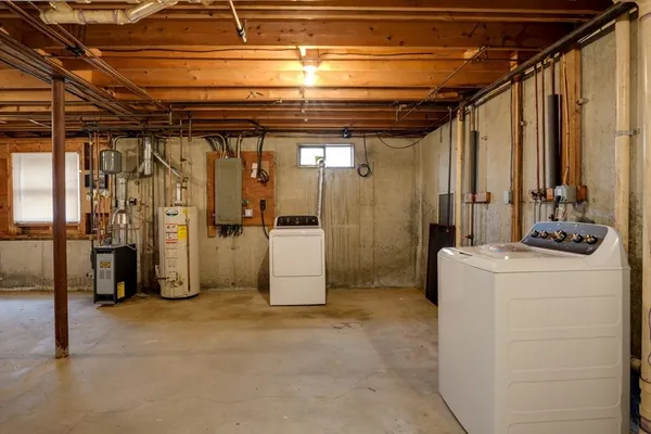 $3,000 | 49 Douglas Avenue, Unit 49, Maynard, MA 01754